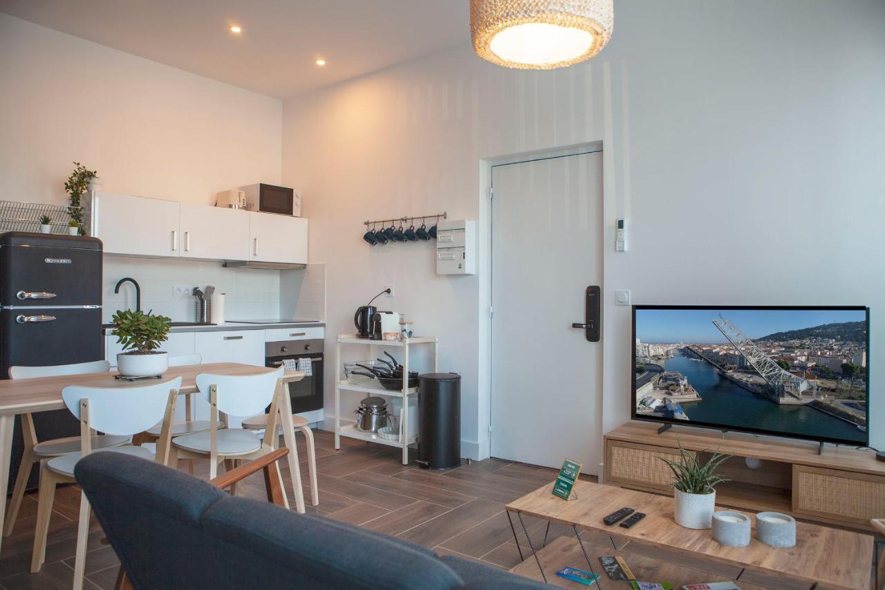 Five To Sete Hotell Exteriör bild